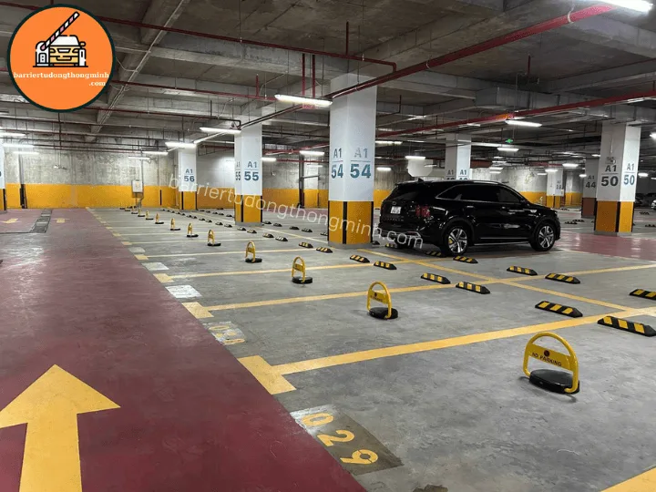 ứng dụng lắp khóa giữ xe ô tô