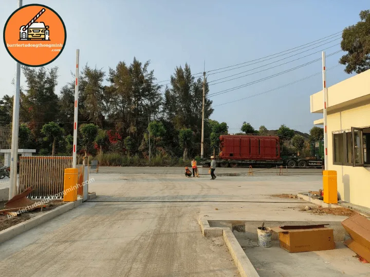 mẫu barie bisen lắp cho nhà xe