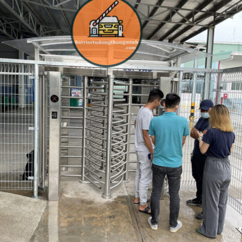 Ứng dụng cổng full height turnstile