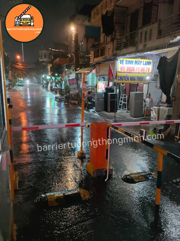 lắp barie kiểm soát xe cho bệnh viện