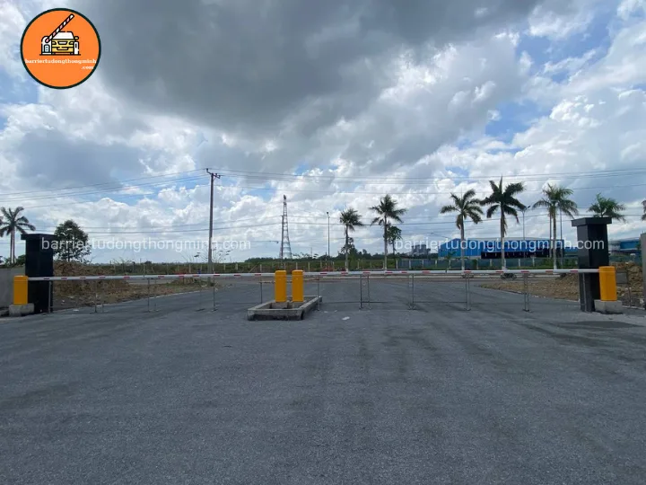 lắp barie kiểm soát ra vào khu công nghiệp