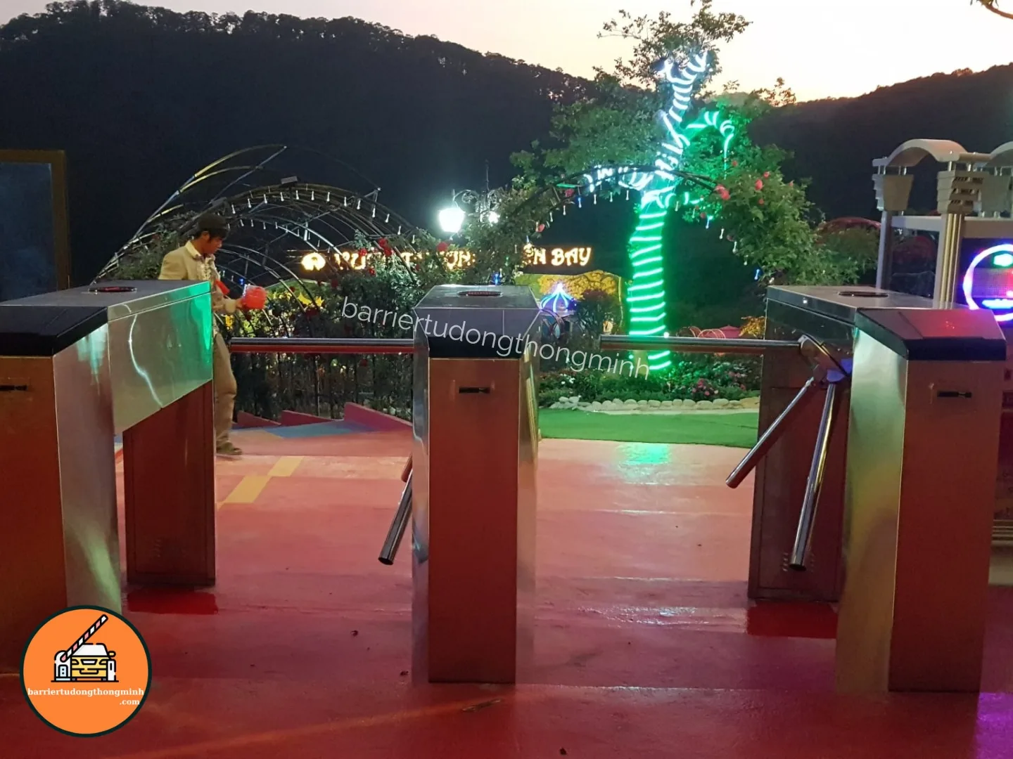 cổng tripod soát vé tại đắk lắk