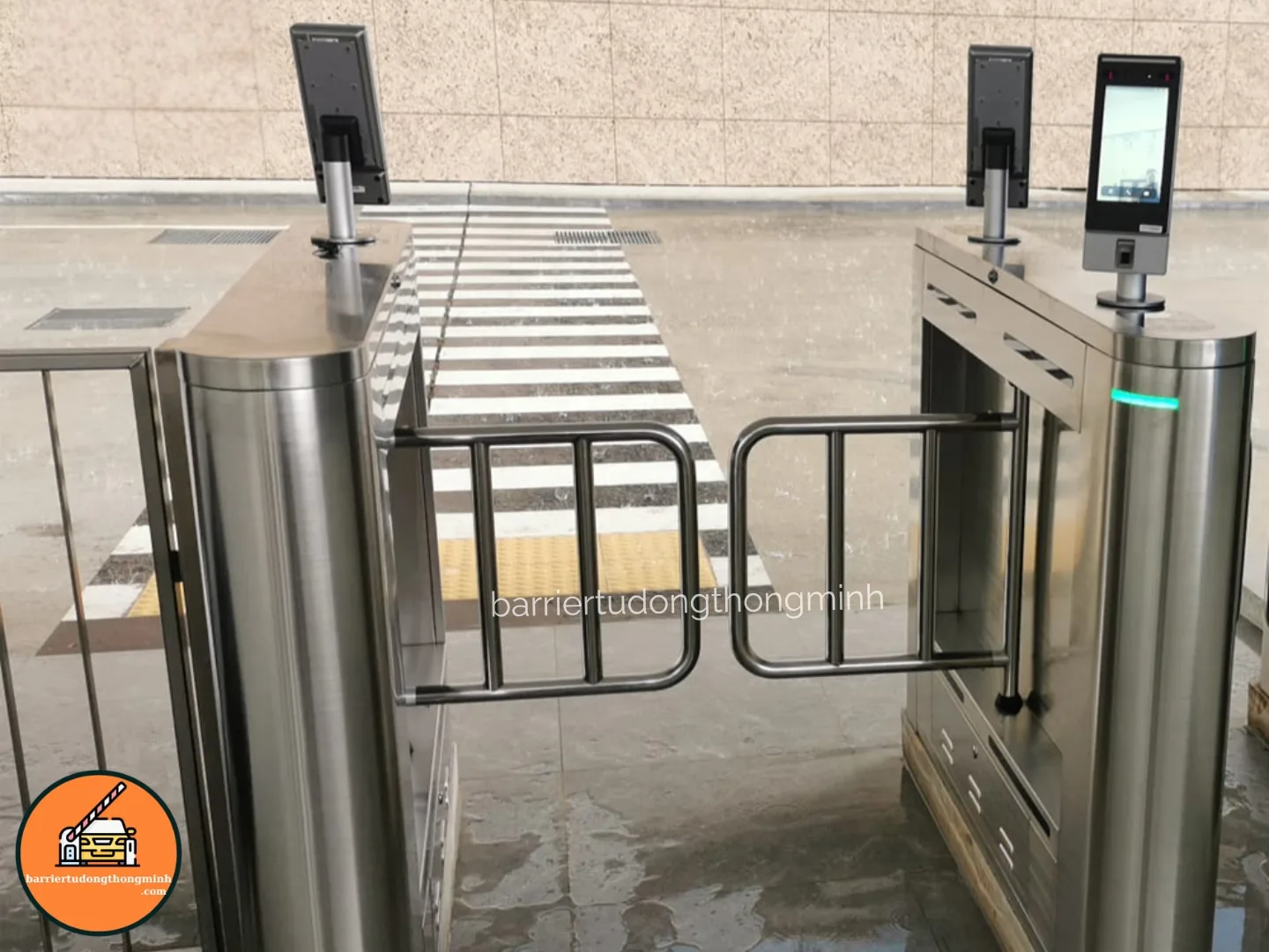 điểm danh trường học nhận diện khuôn mặt Khánh Hòa