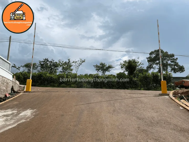 Lắp barie cần thẳng tại Lâm Đồng