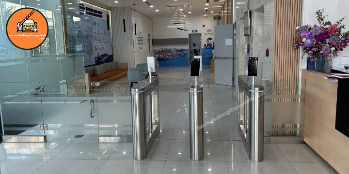 thi công lắp cổng swing barrier tại phú nhuận