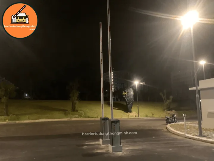 giá lắp barie tự động cho khu du lịch