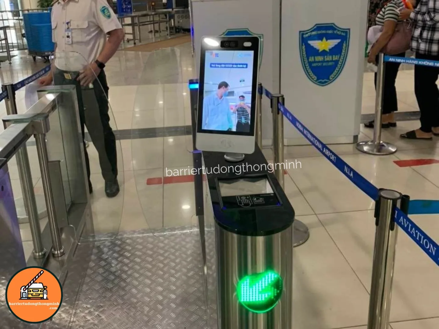 kiểm soát ra vào sân bay bằng nhận diện khuôn mặt